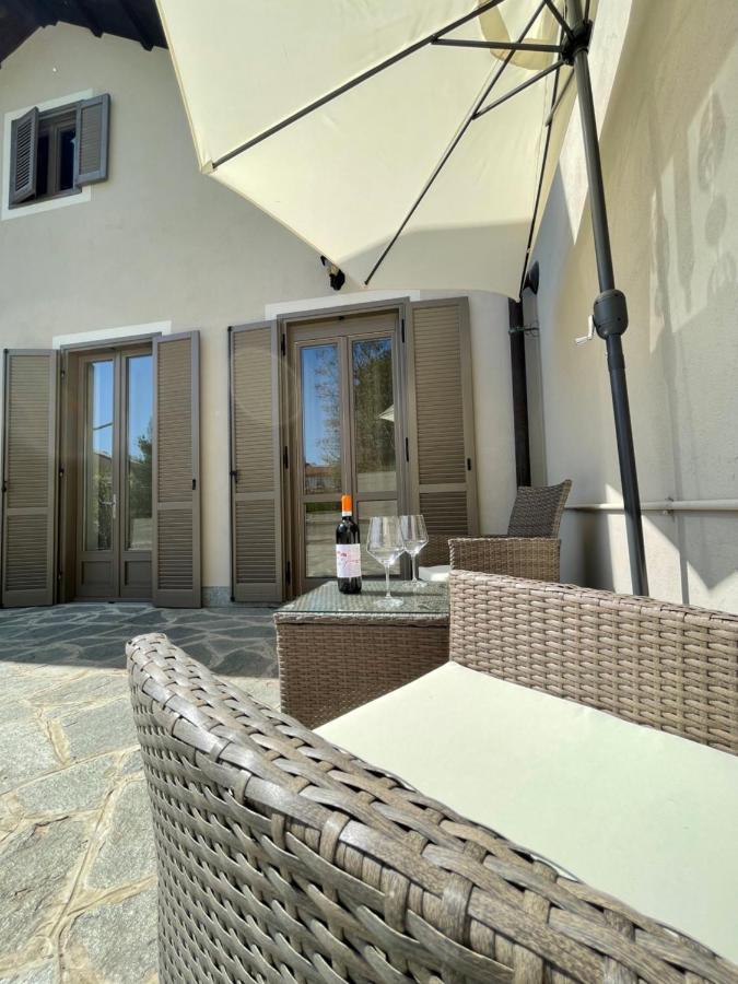 Al Laghetto La Morra Bed & Breakfast Exterior foto